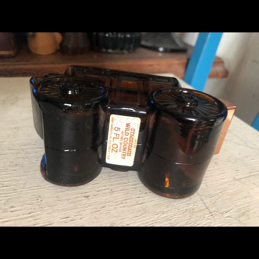 Vintage Brown Glass Stagecoach - Picture 5 of 6